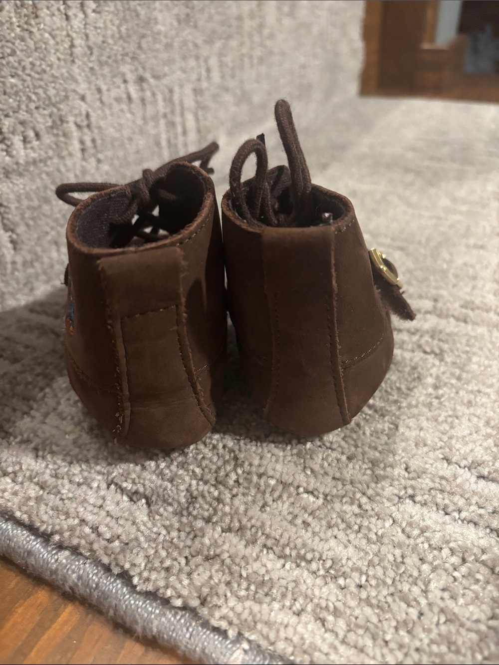 Polo by Ralph Lauren Brown Suede Kids Boot with Embroidered Bear - Picture 2 of 5